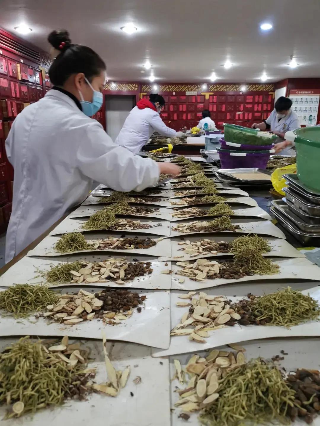 神農(nóng)中醫(yī)館 神農(nóng)中醫(yī)館